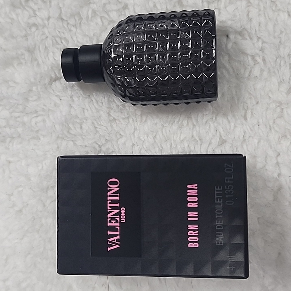 Valentino Uomo Born In Roma Deluxe Sample Size New In Box